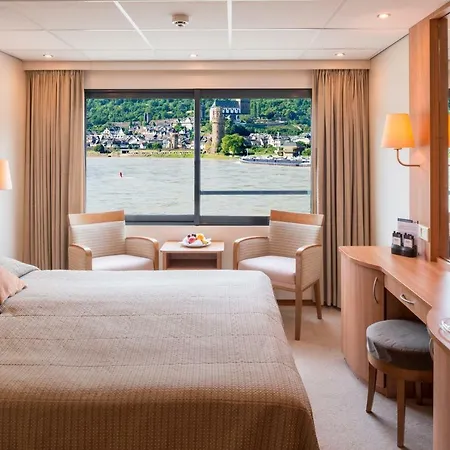 Botel Hotelships Holland, 